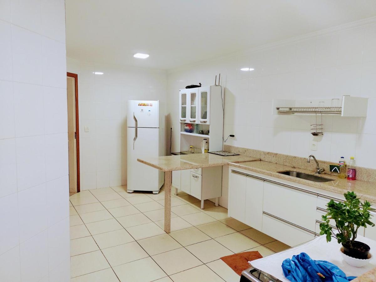 Cobertura C/ Vista Para O Mar E Montanhas, Churrasqueira, 4 Quartos 2 Vg Garagem Гуарапарі Екстер'єр фото